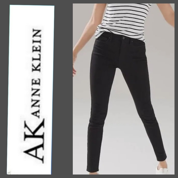 Anne Klein Denim - Black High Rise Skinny Anne Klein Jeans.  Slimming Spandex and Nylon. NWT